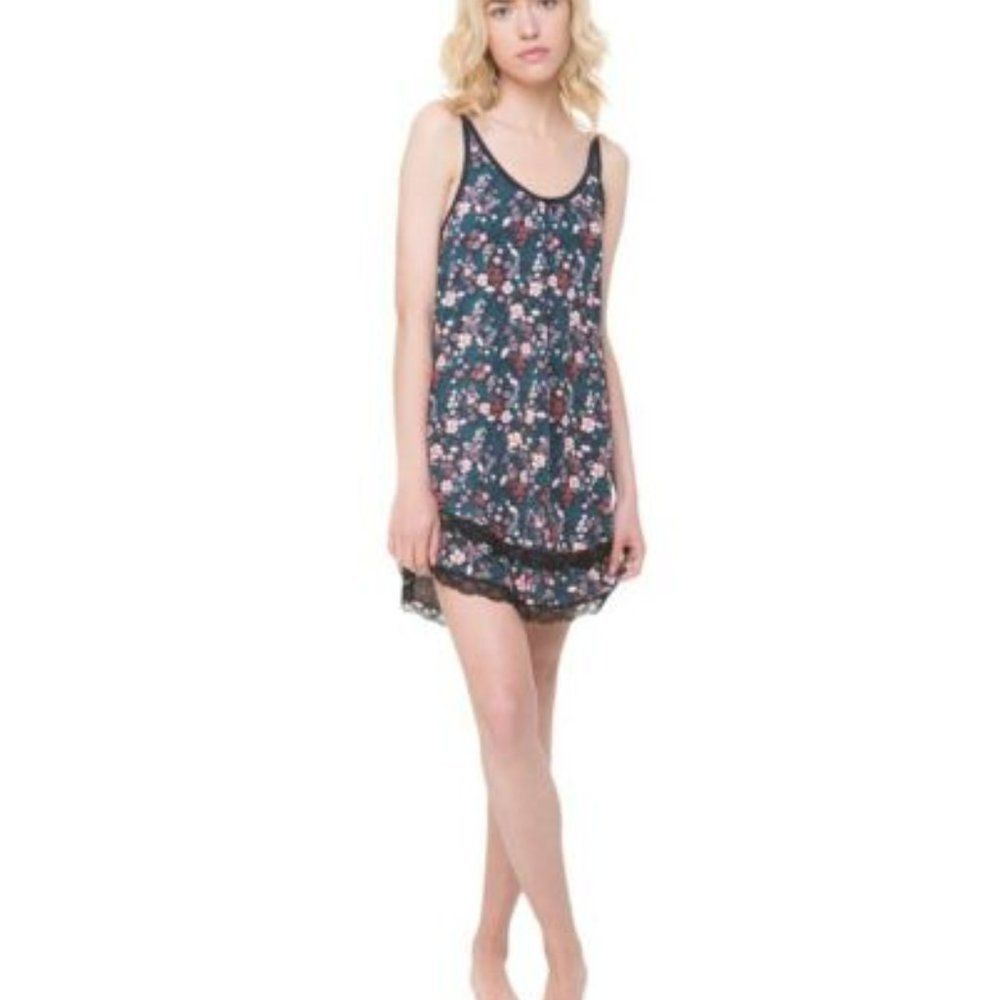 JUICY COUTURE BLOSSOMS SLEEP CHEMISE XS NWT